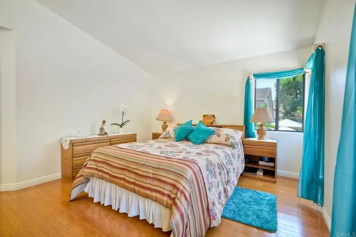 904 Robinwood Drive, Oceanside, California 92056