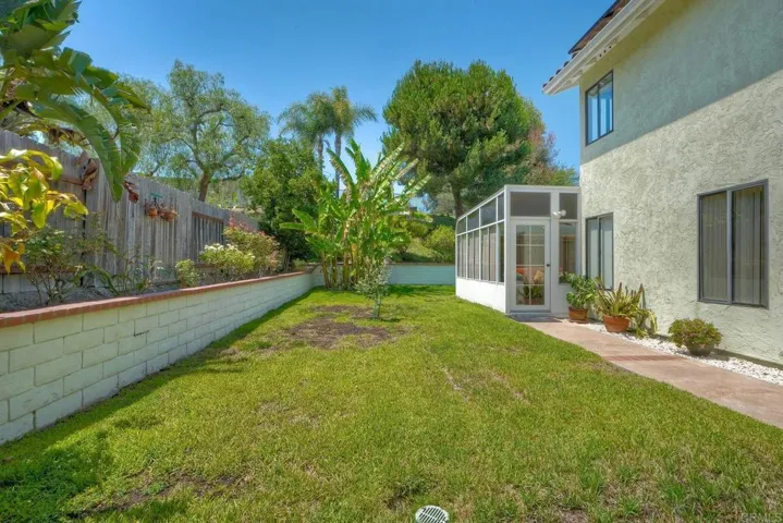 904 Robinwood Drive, Oceanside, California 92056