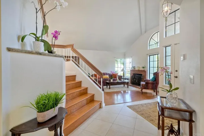 904 Robinwood Drive, Oceanside, California 92056
