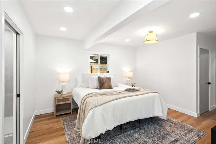 6917 Mammoth Avenue, Van Nuys, California 91405