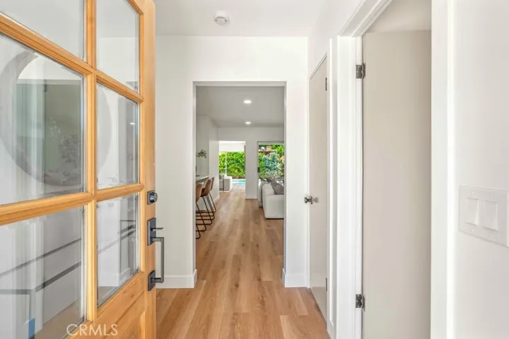 6917 Mammoth Avenue, Van Nuys, California 91405