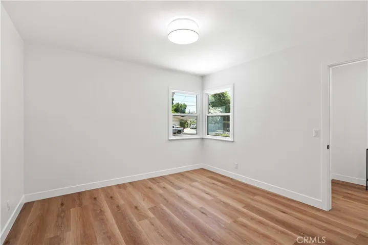 6917 Mammoth Avenue, Van Nuys, California 91405