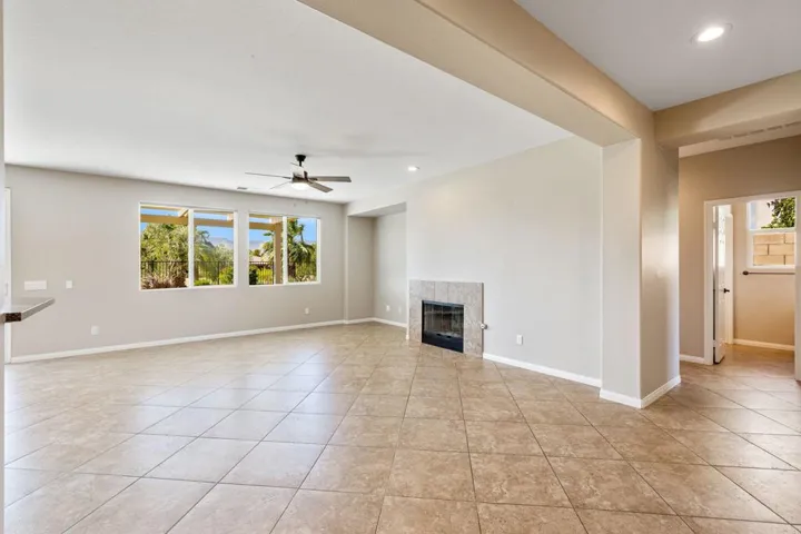 43-web-or-mls-8M4A8734
