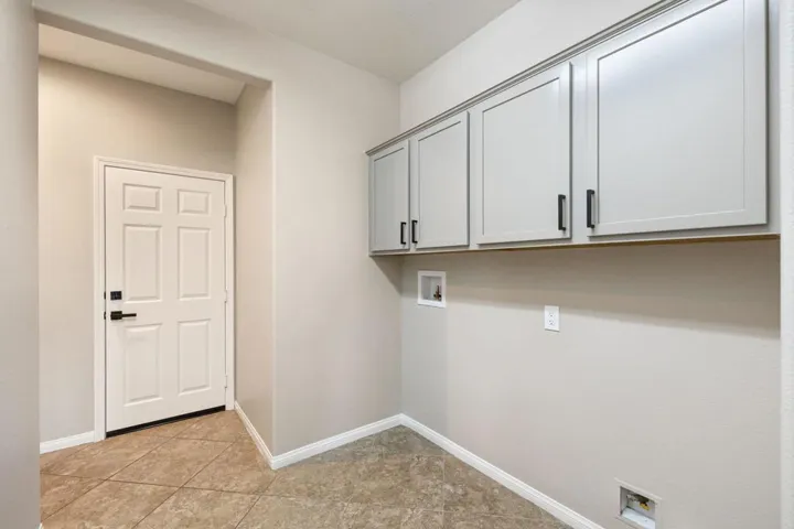 22-web-or-mls-8M4A8827