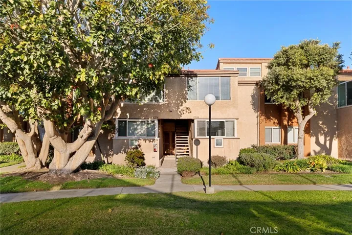 17132 Bluewater Lane 150, Huntington Beach, California 92649