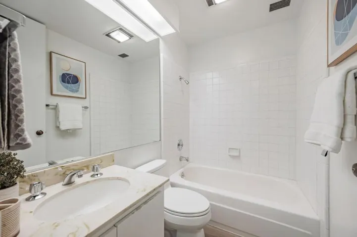 5217 Shelter Creek Lane 5217, San Bruno, California 94066