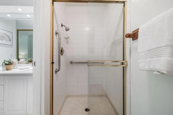 5217 Shelter Creek Lane 5217, San Bruno, California 94066