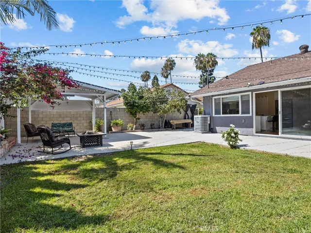 9682 Talbert Avenue, Fountain Valley, California 92708