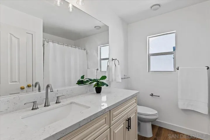 817 Avenida Codorniz, San Marcos, California 92069