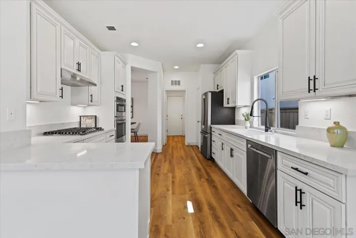 817 Avenida Codorniz, San Marcos, California 92069