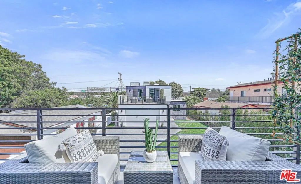 4710 Berryman Avenue, Culver City, California 90230 home-pic-18