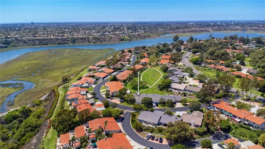 1954 Vista Caudal, Newport Beach, California 92660