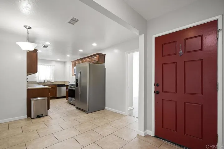 237 Ridgecrest Dr, San Diego, California 92114