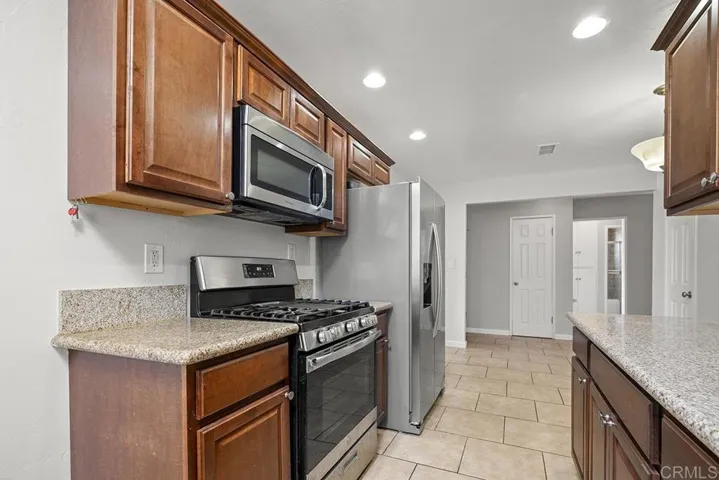 237 Ridgecrest Dr, San Diego, California 92114
