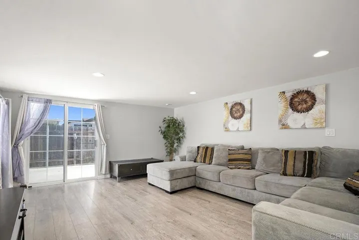 237 Ridgecrest Dr, San Diego, California 92114