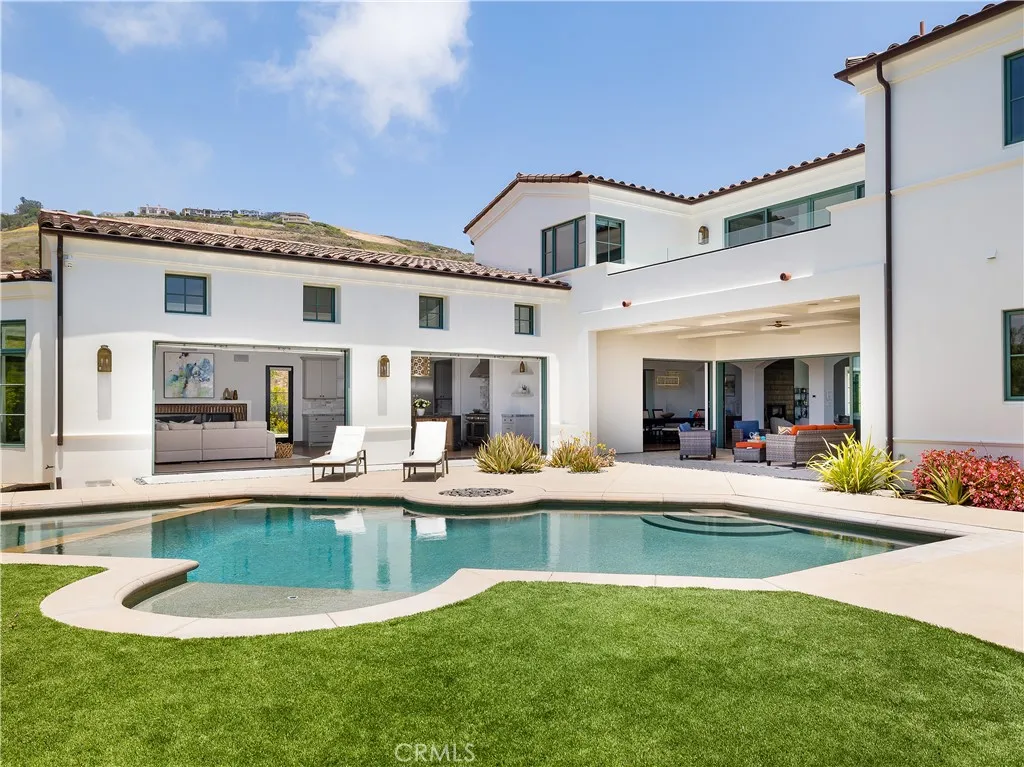32009 Cape Point Drive, Rancho Palos Verdes, California 90275 home-pic-1