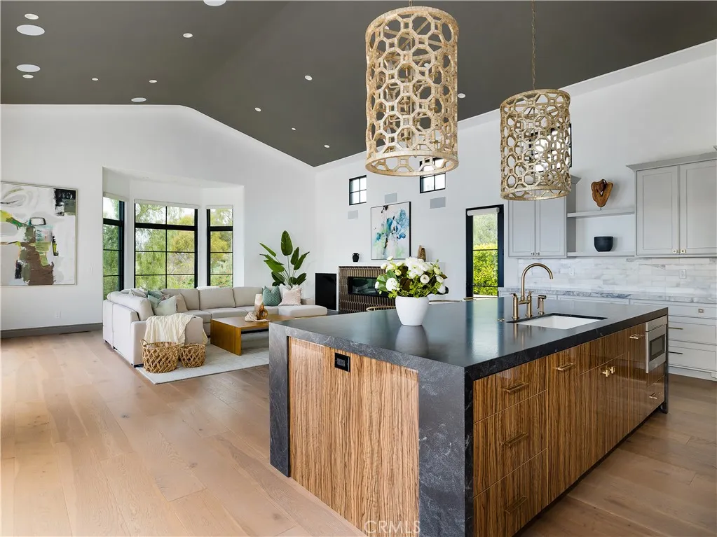 32009 Cape Point Drive, Rancho Palos Verdes, California 90275 home-pic-11