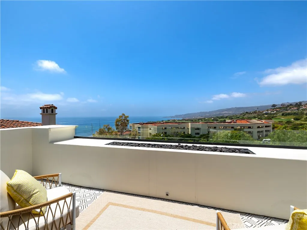 32009 Cape Point Drive, Rancho Palos Verdes, California 90275 home-pic-21