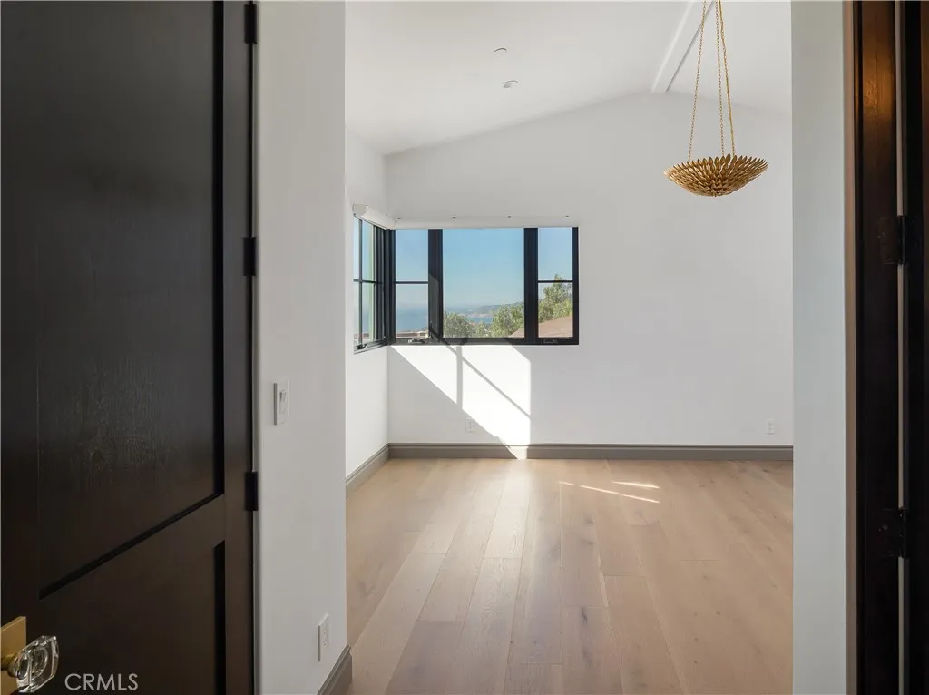 32009 Cape Point Drive, Rancho Palos Verdes, California 90275 home-pic-32