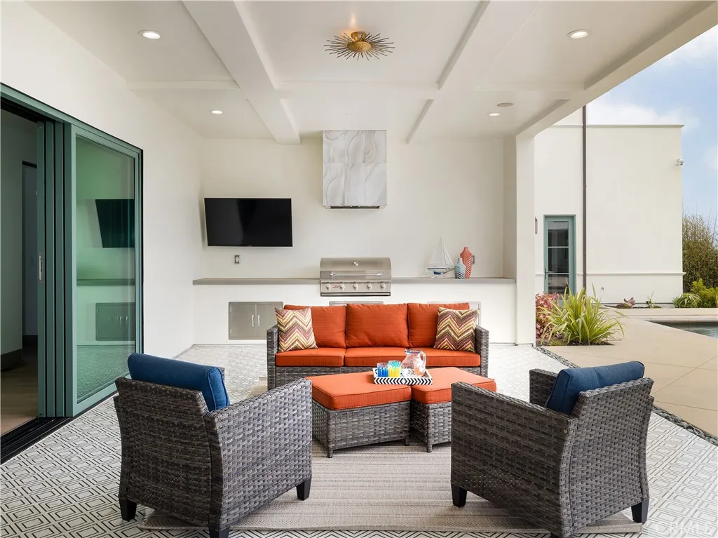 32009 Cape Point Drive, Rancho Palos Verdes, California 90275 home-pic-8