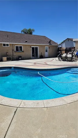 190 W Wilson Street, Rialto, California 92376