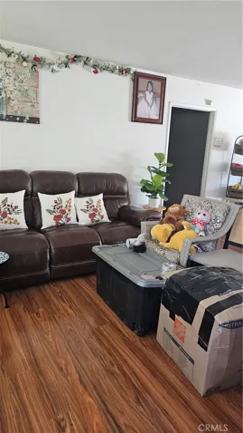 190 W Wilson Street, Rialto, California 92376