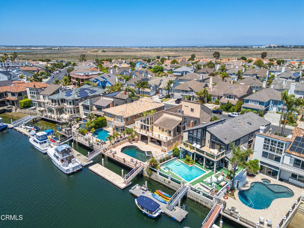 16181 Santa Barbara Lane, Huntington Beach, California 92649 home-pic-74