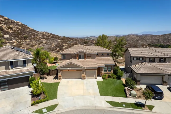 31934 Hollyhock Street, Lake Elsinore, California 92532