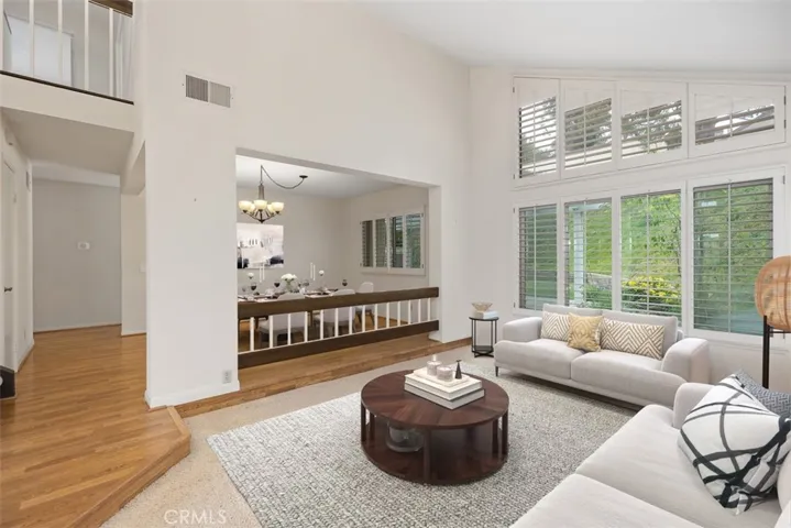 Spacious living room with lots of natural light.
Note: This room is virtually staged.