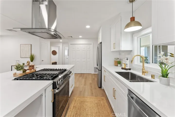 16942 Lake Ridge Way, Yorba Linda, California 92886