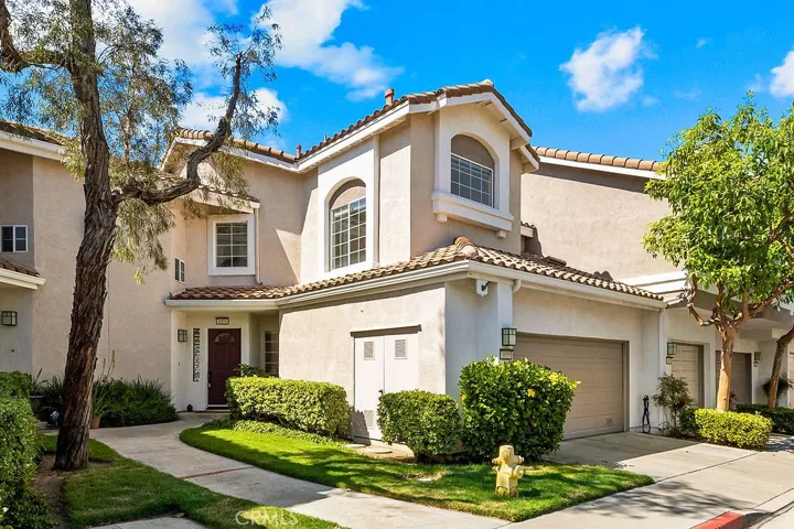 1055 S Sundance Drive, Anaheim Hills, California 92808