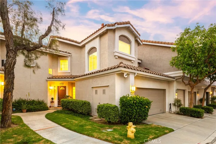 1055 S Sundance Drive, Anaheim Hills, California 92808
