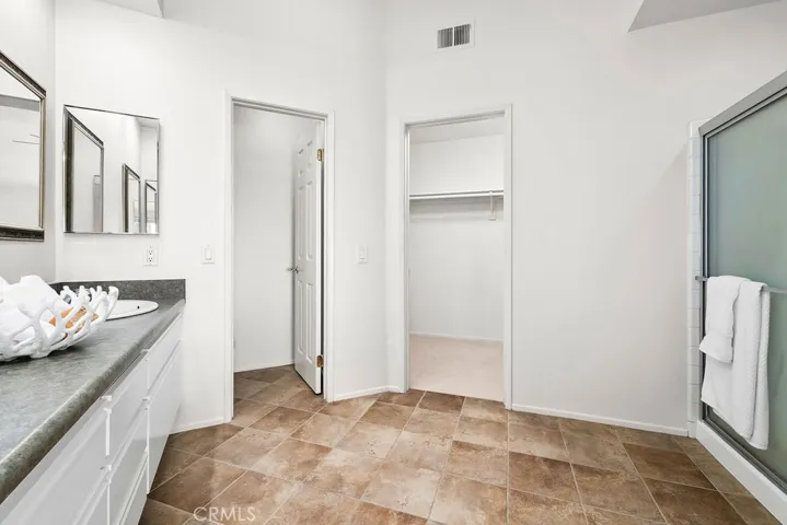 En suite Primary Bathroom
