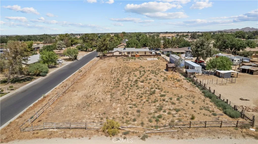 9604 E Avenue R12, Littlerock, California 93543 home-pic-9
