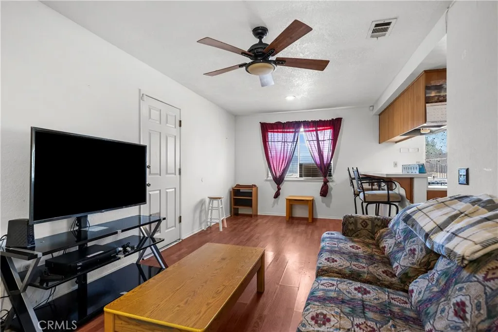 9604 E Avenue R12, Littlerock, California 93543 home-pic-25