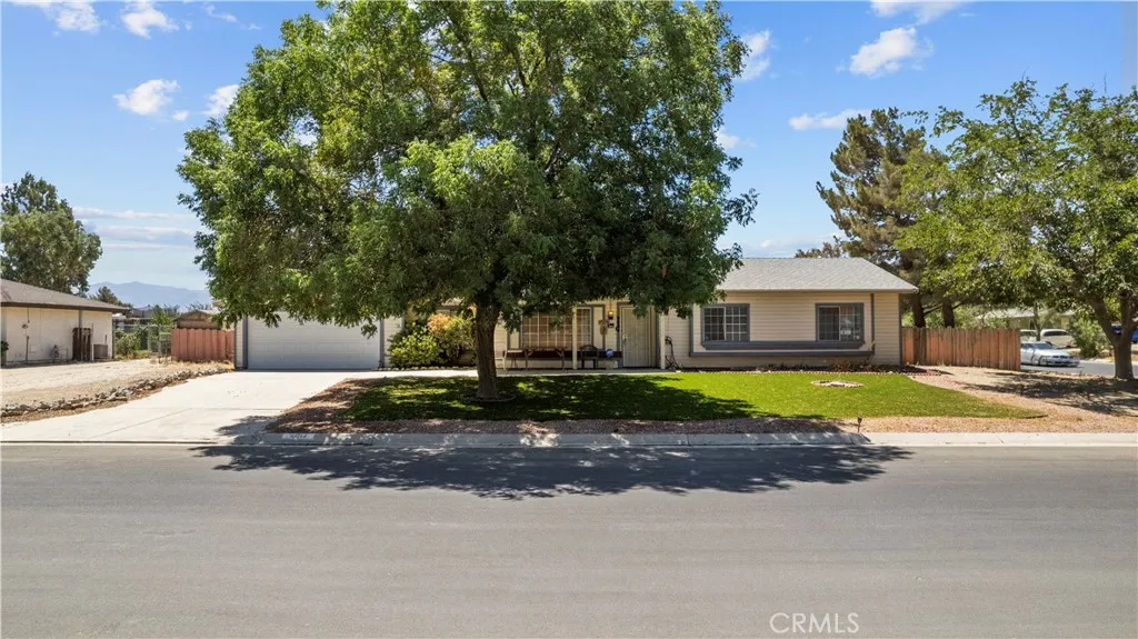 9604 E Avenue R12, Littlerock, California 93543, 4 Bedrooms Bedrooms, ,2 BathroomsBathrooms,Residential,For Sale,Avenue R12,SR25171792