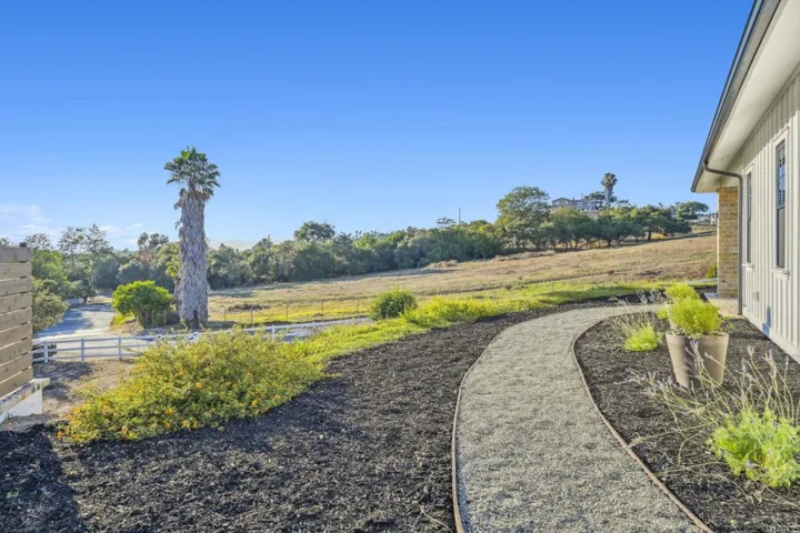 662 Lower Springs Road, Fallbrook, California 92028