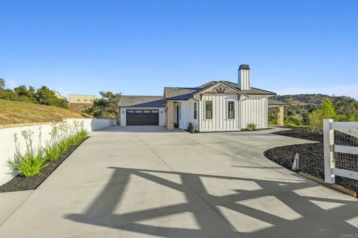 662 Lower Springs Road, Fallbrook, California 92028