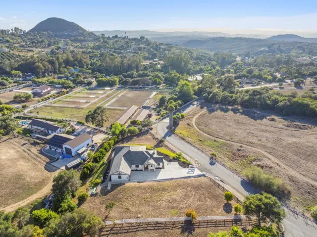 662 Lower Springs Road, Fallbrook, California 92028