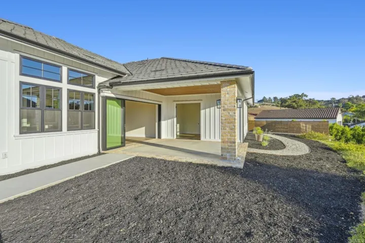 662 Lower Springs Road, Fallbrook, California 92028