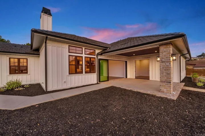 662 Lower Springs Road, Fallbrook, California 92028
