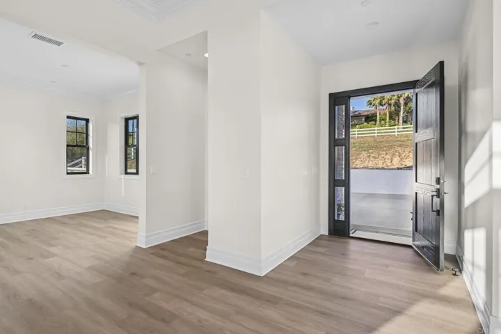 662 Lower Springs Road, Fallbrook, California 92028