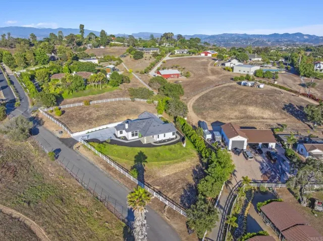 662 Lower Springs Road, Fallbrook, California 92028