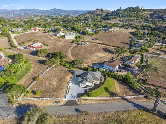 662 Lower Springs Road, Fallbrook, California 92028