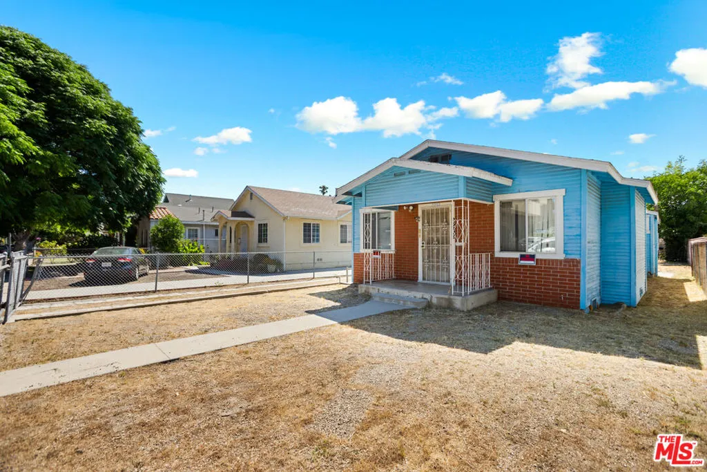 2232 Meadowvale Avenue, Los Angeles, California 90031 home-pic-1