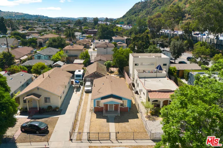 2232 Meadowvale Avenue, Los Angeles, California 90031