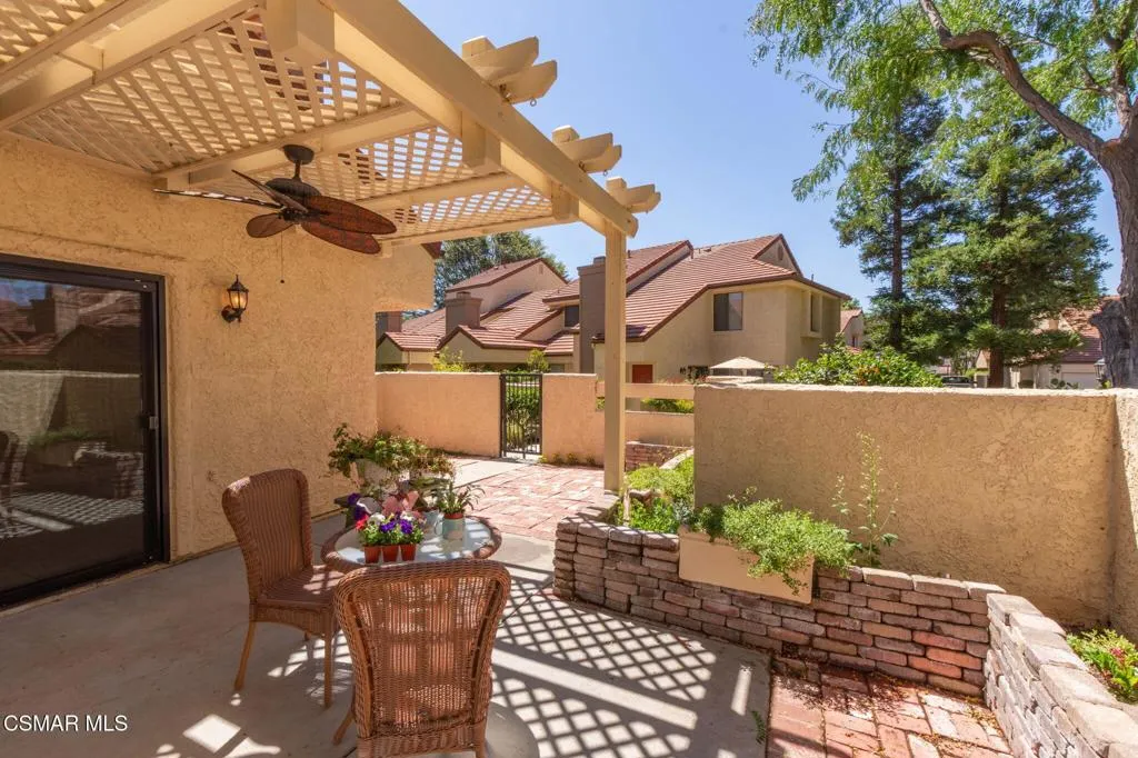 5368 Rainwood Street 65, Simi Valley, California 93063 home-pic-17