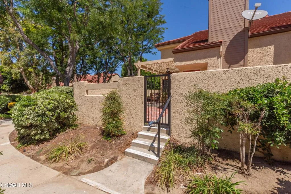 5368 Rainwood Street 65, Simi Valley, California 93063 home-pic-1