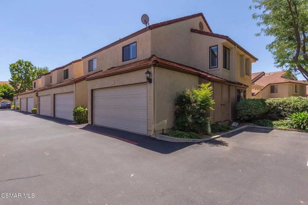 5368 Rainwood Street 65, Simi Valley, California 93063 home-pic-20