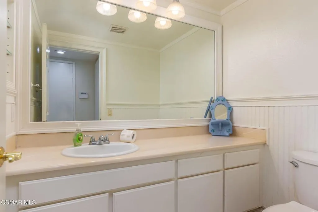 5368 Rainwood Street 65, Simi Valley, California 93063 home-pic-9